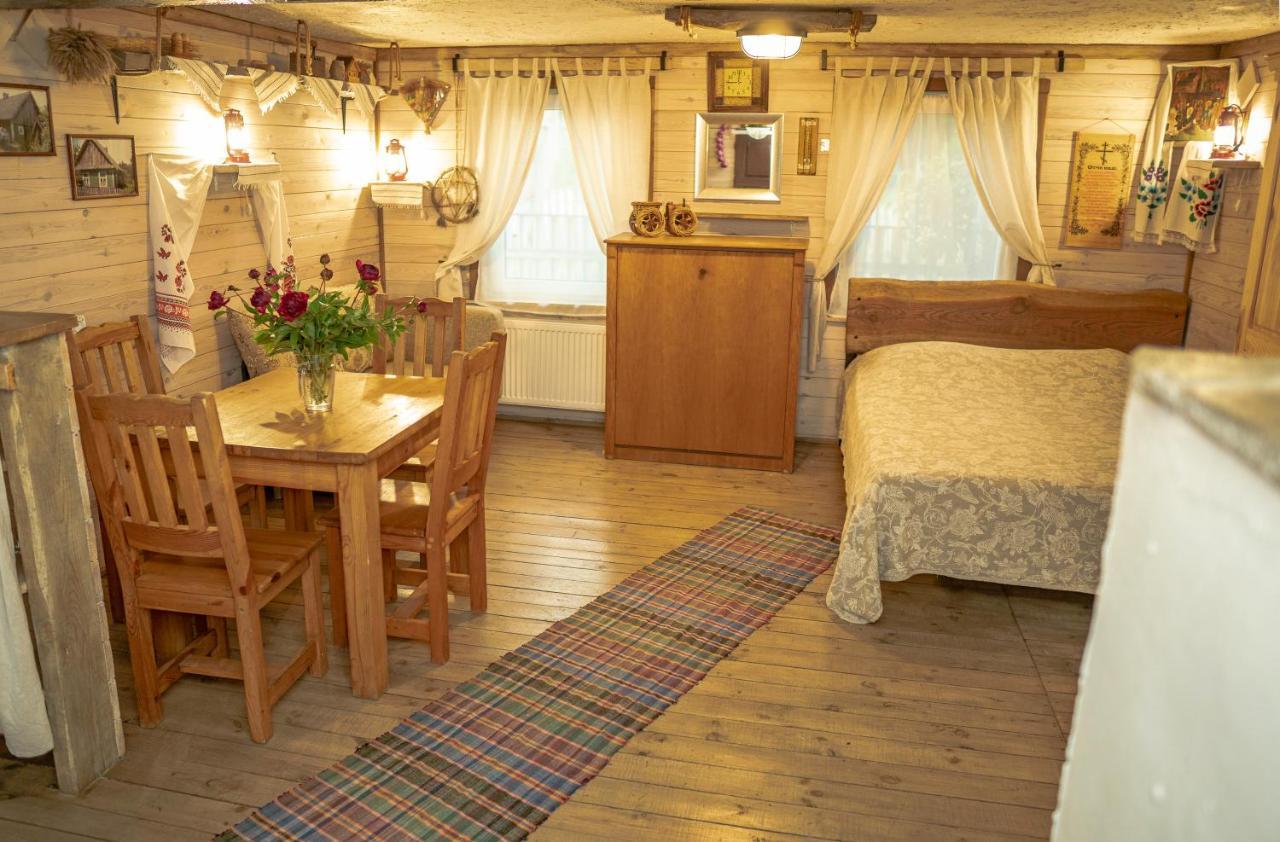 Usadba Belovezhskoye Pomestye Hotel Kamenyuky ภายนอก รูปภาพ