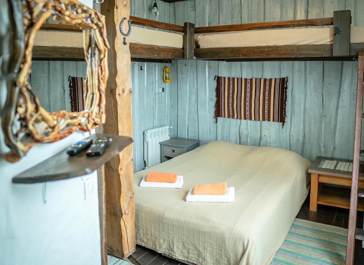 Usadba Belovezhskoye Pomestye Hotel Kamenyuky ภายนอก รูปภาพ