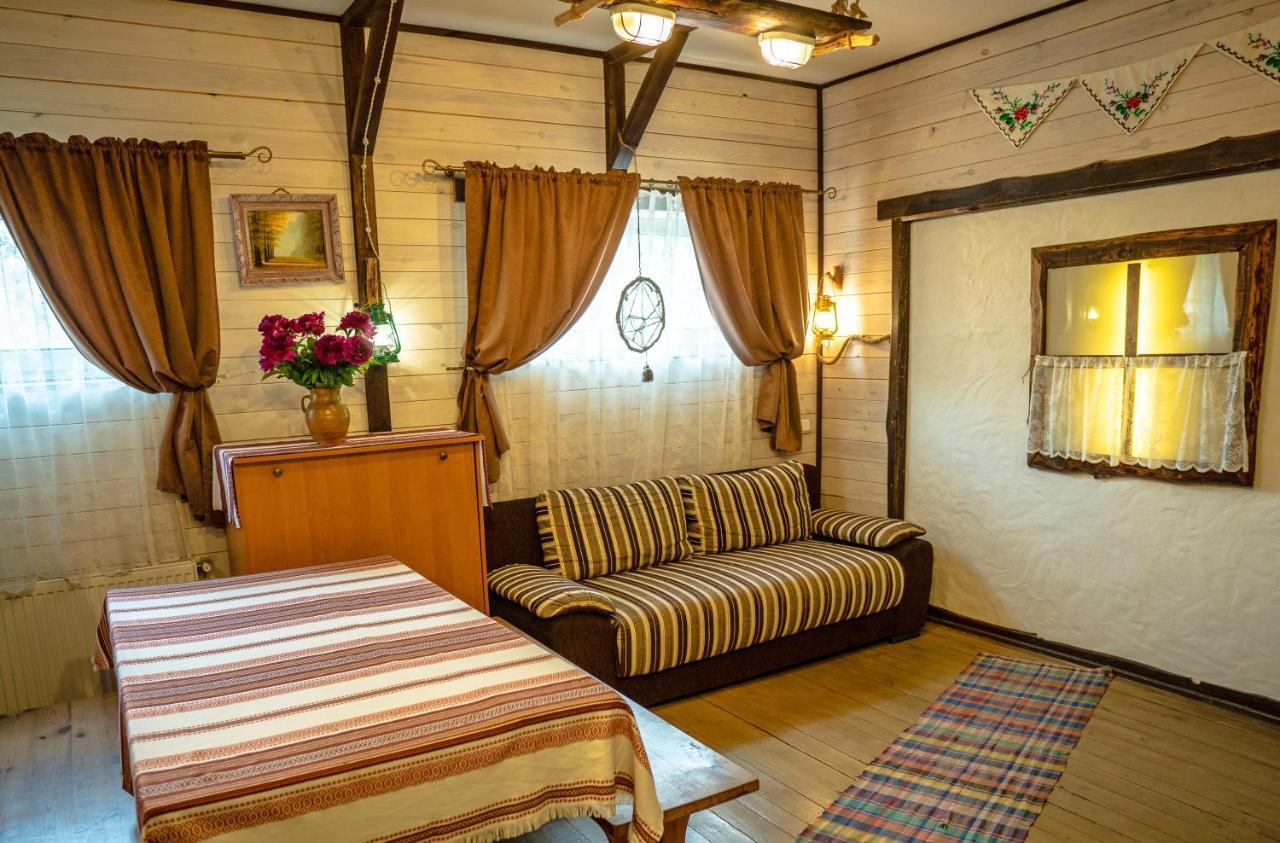 Usadba Belovezhskoye Pomestye Hotel Kamenyuky ภายนอก รูปภาพ