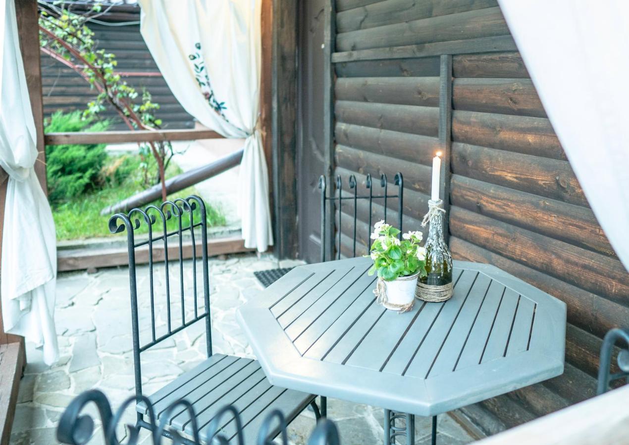 Usadba Belovezhskoye Pomestye Hotel Kamenyuky ภายนอก รูปภาพ