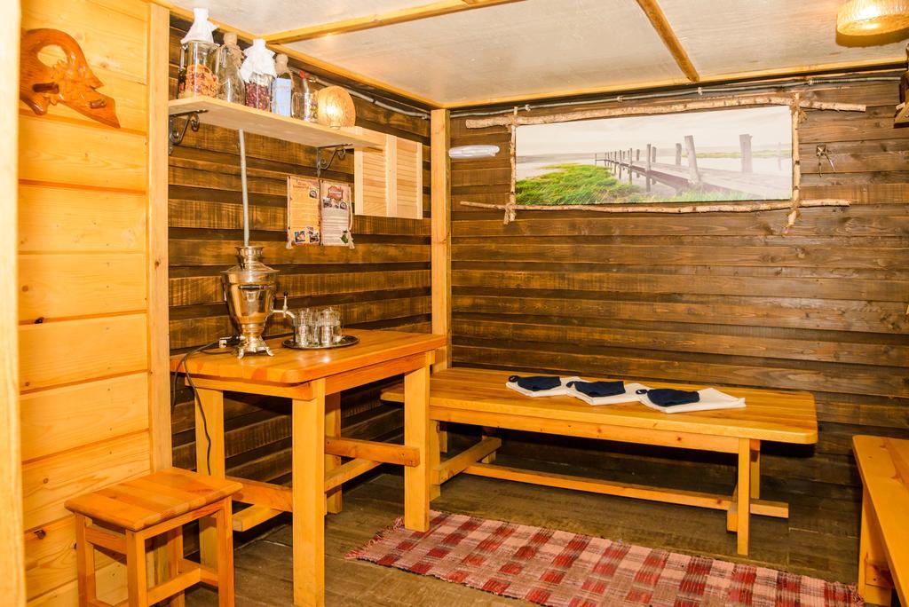 Usadba Belovezhskoye Pomestye Hotel Kamenyuky ภายนอก รูปภาพ