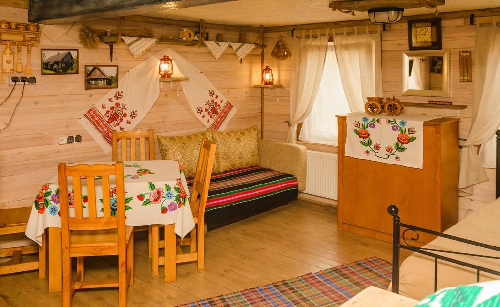 Usadba Belovezhskoye Pomestye Hotel Kamenyuky ภายนอก รูปภาพ